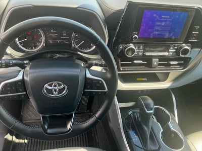2023 Toyota Highlander XLE