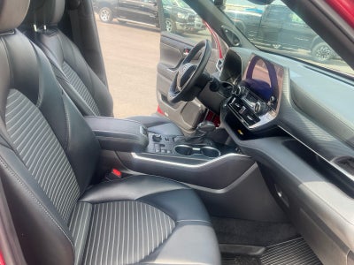 2023 Toyota Highlander XSE