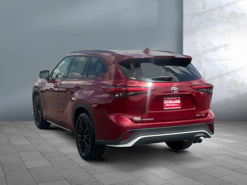 2023 Toyota Highlander XSE