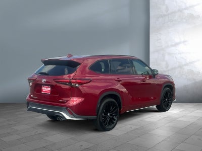 2023 Toyota Highlander XSE