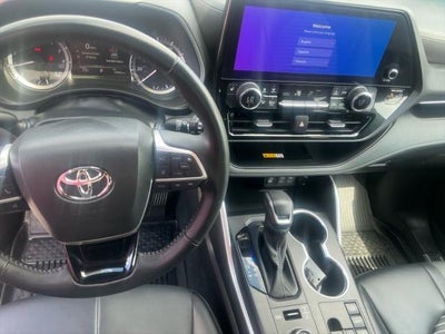 2023 Toyota Highlander XSE