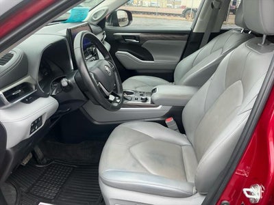 2023 Toyota HIGHLANDER Limited