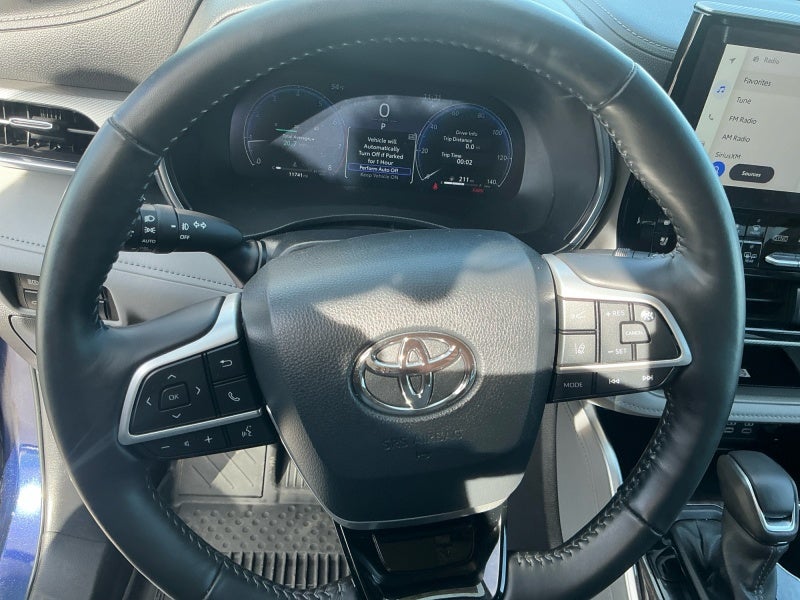 2024 Toyota HIGHLANDER Platinum