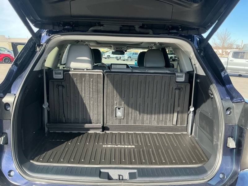 2024 Toyota HIGHLANDER Platinum