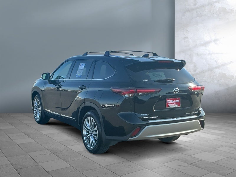 2024 Toyota Highlander Platinum