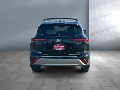 2024 Toyota Highlander Platinum