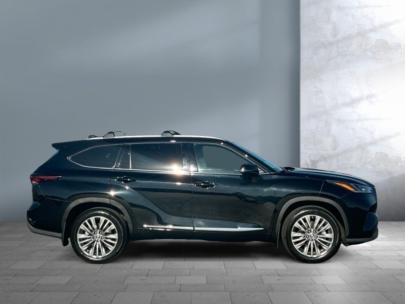 2024 Toyota Highlander Platinum