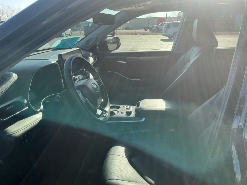 2024 Toyota Highlander Platinum