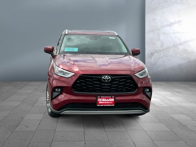 2023 Toyota Highlander Platinum