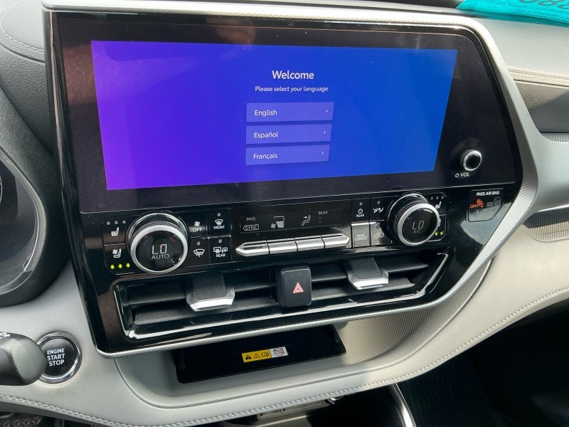 2023 Toyota Highlander Platinum