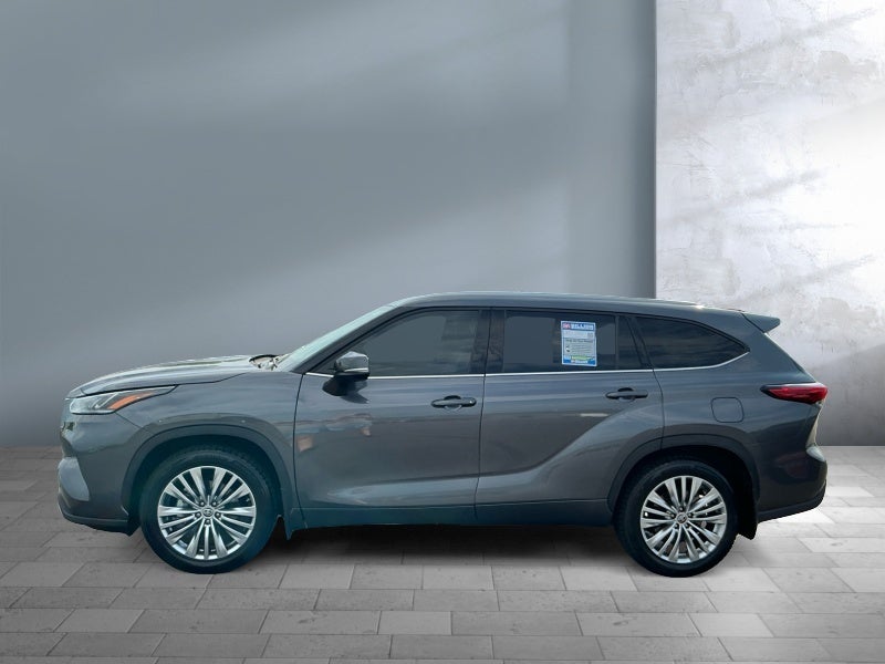 2023 Toyota Highlander Platinum