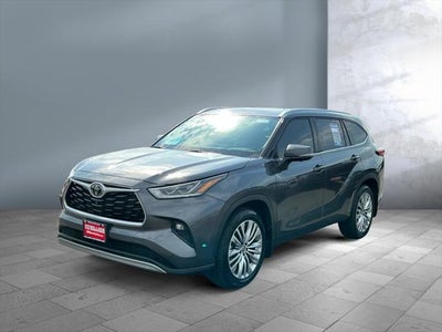 2023 Toyota Highlander Platinum