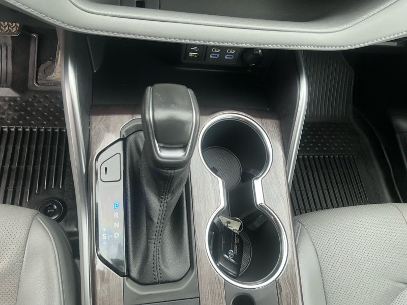 2022 Toyota HIGHLANDER HYBRD Hybrid Limited