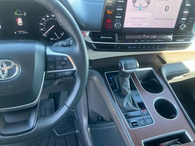 2024 Toyota Sienna XLE