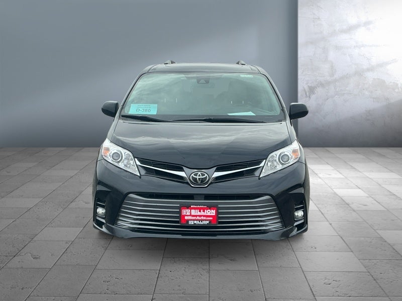2018 Toyota SIENNA XLE PREM XLE Premium
