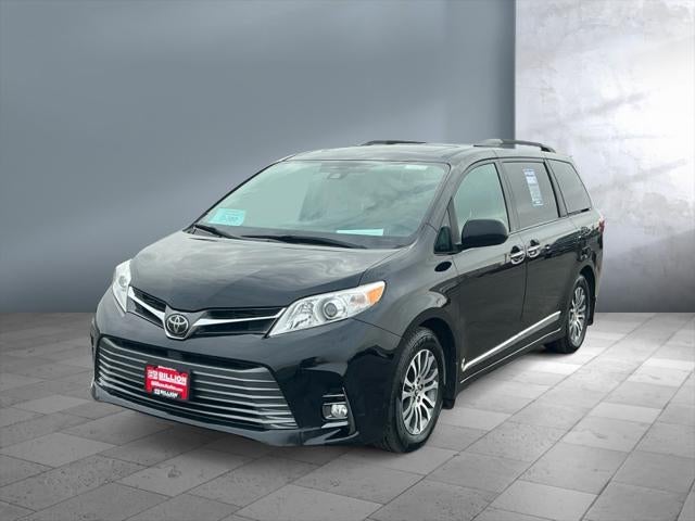 2018 Toyota SIENNA XLE PREM XLE Premium