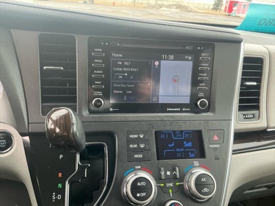 2018 Toyota SIENNA XLE PREM XLE Premium