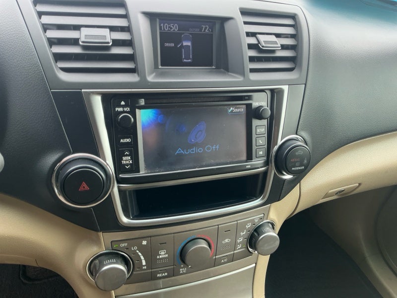 2013 Toyota HIGHLANDER Plus