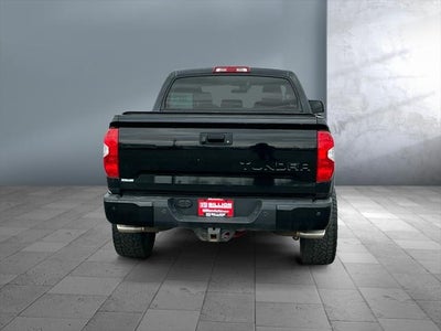 2018 Toyota TUNDRA 4X4 SR5