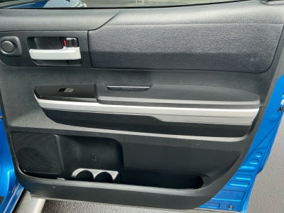 2017 Toyota TUNDRA 4X4 SR5