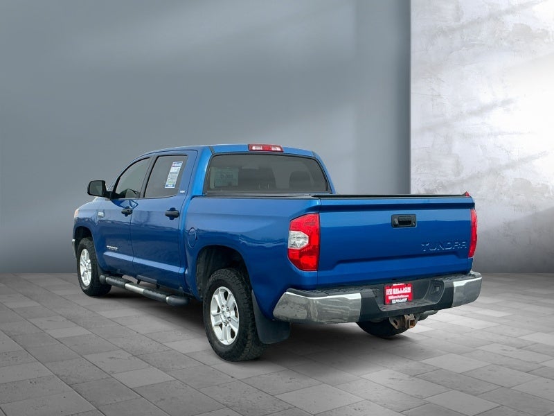 2017 Toyota TUNDRA 4X4 SR5