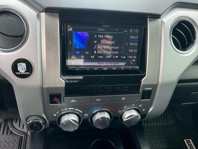 2017 Toyota TUNDRA 4X4 SR5