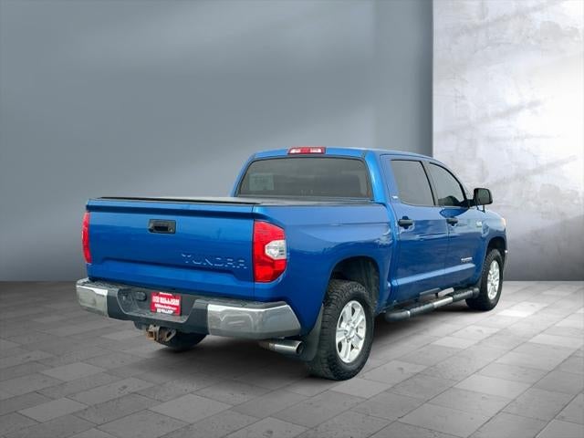 2017 Toyota TUNDRA 4X4 SR5