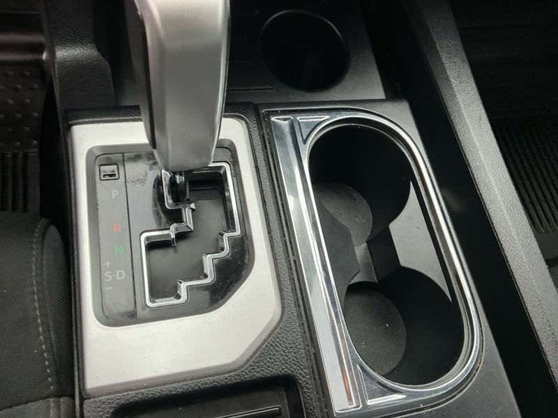 2021 Toyota TUNDRA 4X4 SR5