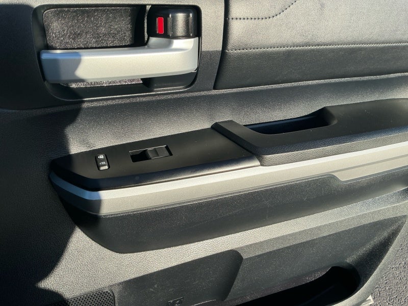 2015 Toyota TUNDRA 4X4 LTD