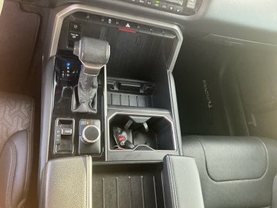2022 Toyota TUNDRA 4X4 Limited