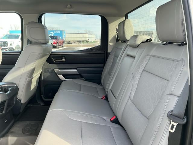 2024 Toyota TUNDRA 4X4 SR5