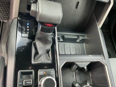 2025 Toyota TUNDRA 4X4 SR5