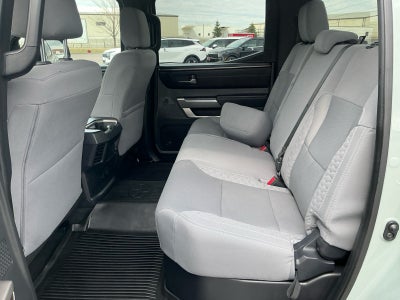 2025 Toyota TUNDRA 4X4 SR5