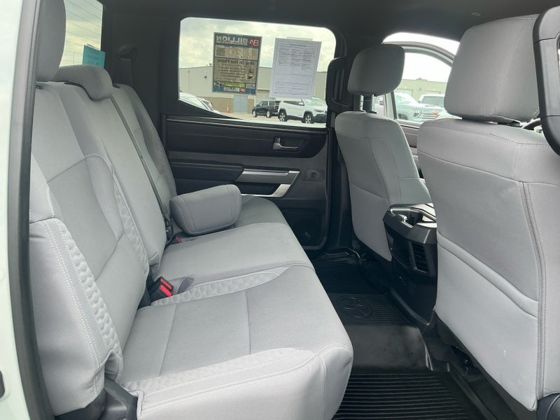 2025 Toyota TUNDRA 4X4 SR5