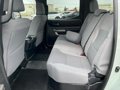 2025 Toyota TUNDRA 4X4 SR5