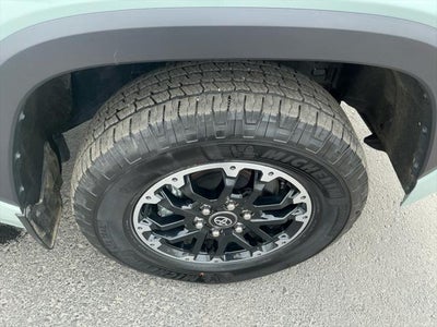 2025 Toyota TUNDRA 4X4 SR5