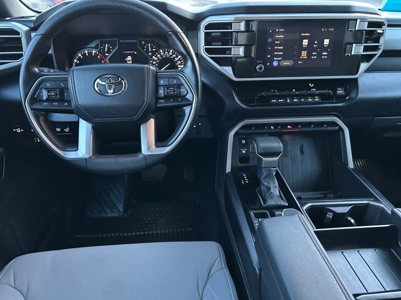 2025 Toyota TUNDRA 4X4 SR5