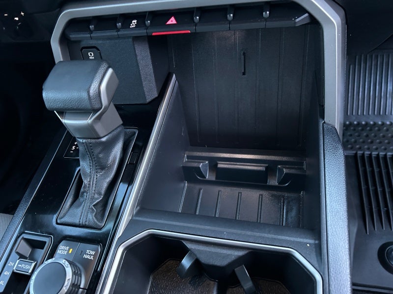 2025 Toyota TUNDRA 4X4 SR5