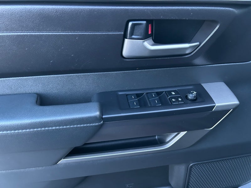 2025 Toyota TUNDRA 4X4 SR5