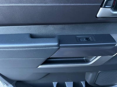 2025 Toyota TUNDRA 4X4 SR5