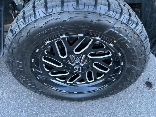 2025 Toyota TUNDRA 4X4 SR5