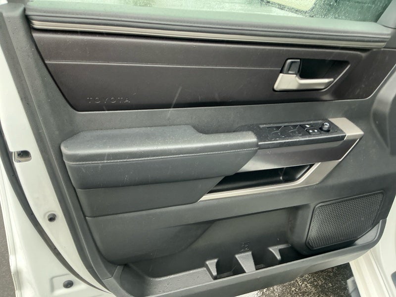 2025 Toyota Tundra 4WD SR5
