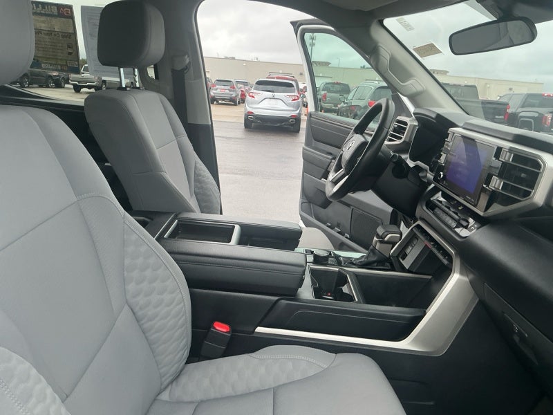 2023 Toyota Tundra 4WD SR5