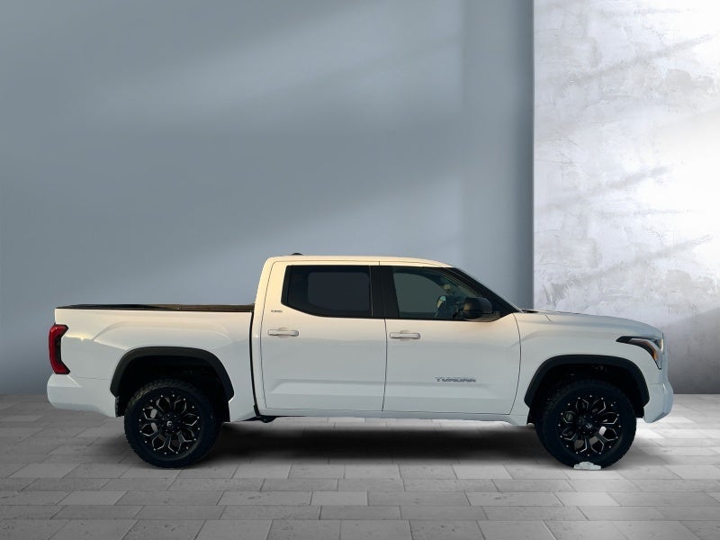 2024 Toyota TUNDRA 4X4 SR5