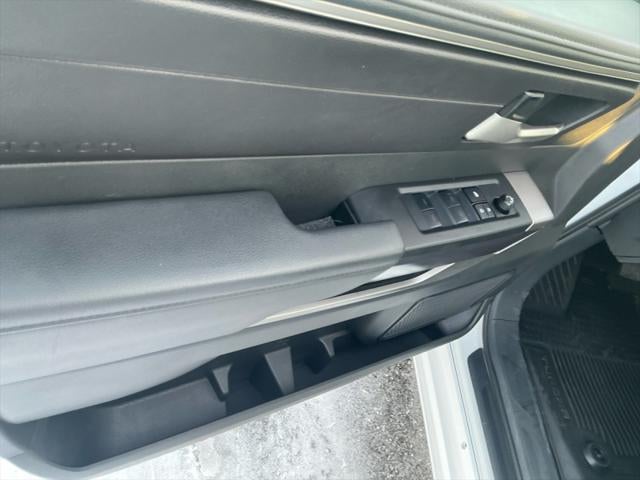 2024 Toyota TUNDRA 4X4 SR5