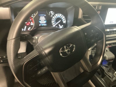 2025 Toyota TUNDRA 4X4 SR5