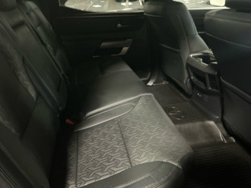 2025 Toyota TUNDRA 4X4 SR5