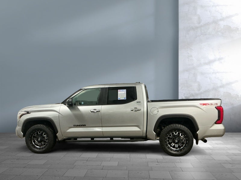 2025 Toyota TUNDRA 4X4 SR5