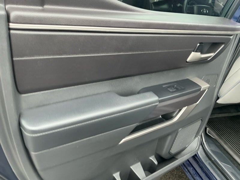 2025 Toyota Tundra 4WD SR5