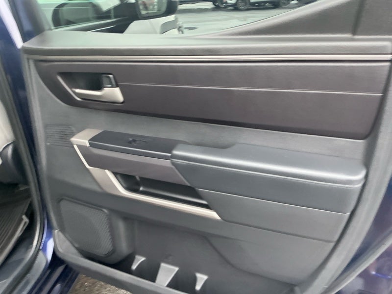2025 Toyota Tundra 4WD SR5